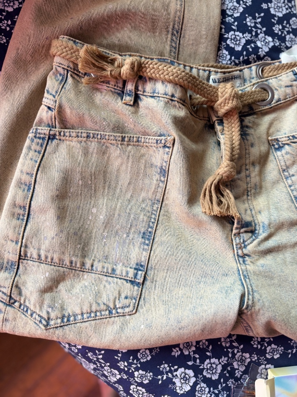 NWOT - Free People - Moxie Low Slung Pull-On Barrel Jeans - Size 29 - Picture 5 of 8